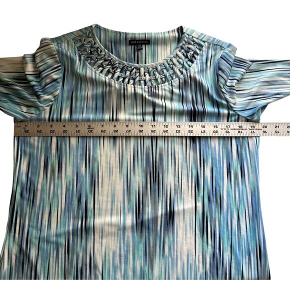 Ava & Grace Womens M Blue & Green 3/4 Sleeve Top With Embellished Neckline - Picture 5 of 6